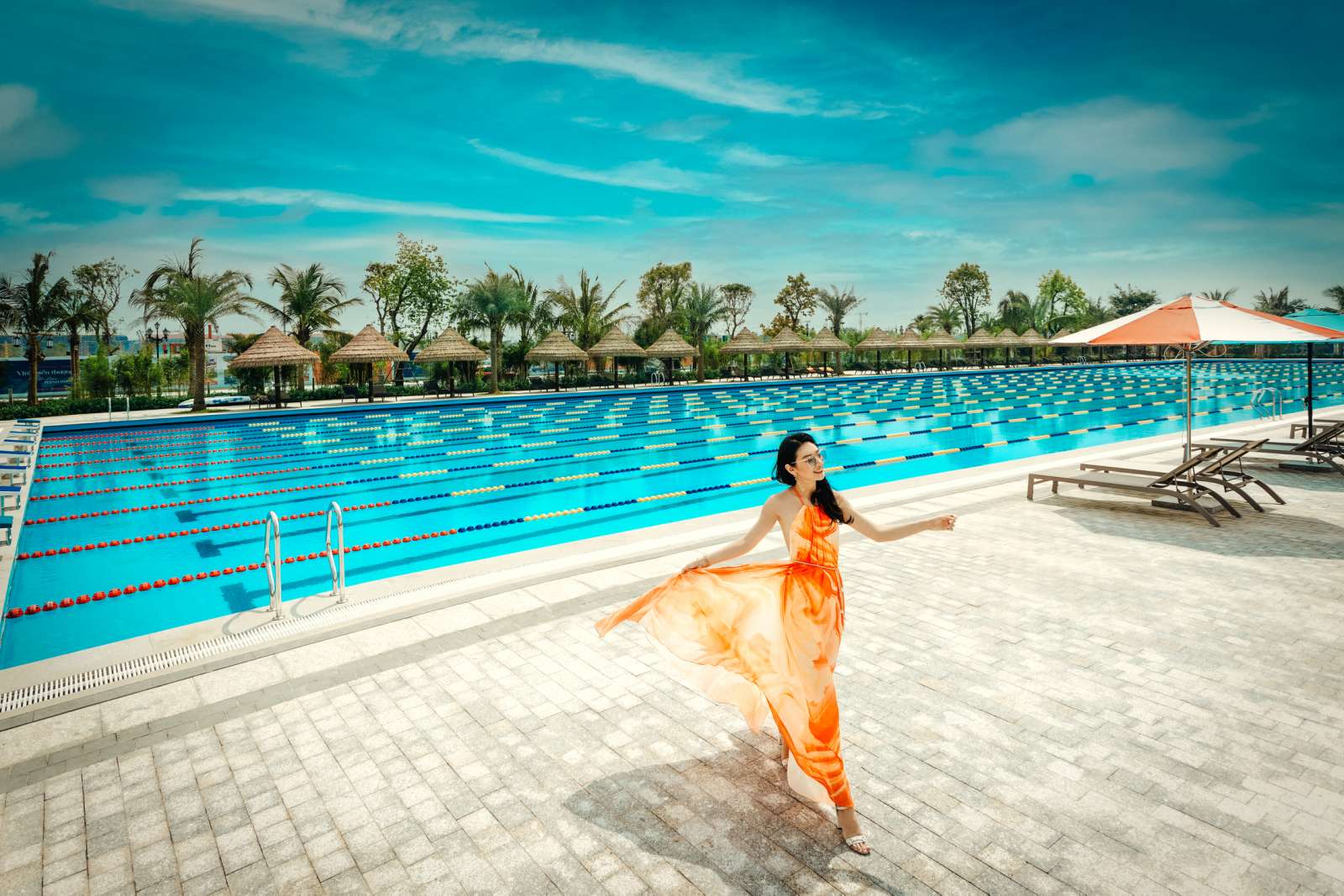 Bể bơi tiêu chuẩn Olympic tại Vinhomes Ocean Park 3 The Crown